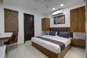 Hotel Shine inn couple friendly Rohini west metro station